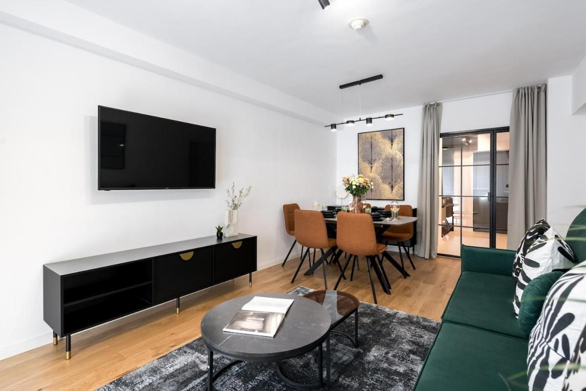 Appartamento Sunny 2br Large Midtown Flat - 3 Superb Balconies *